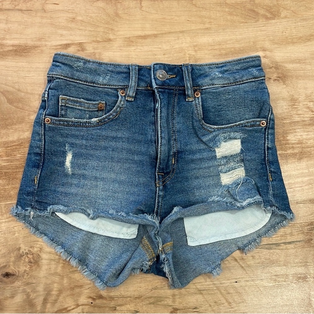 H&M Distressed Shortie Shorts 2 Cutoff High Waist raw hem